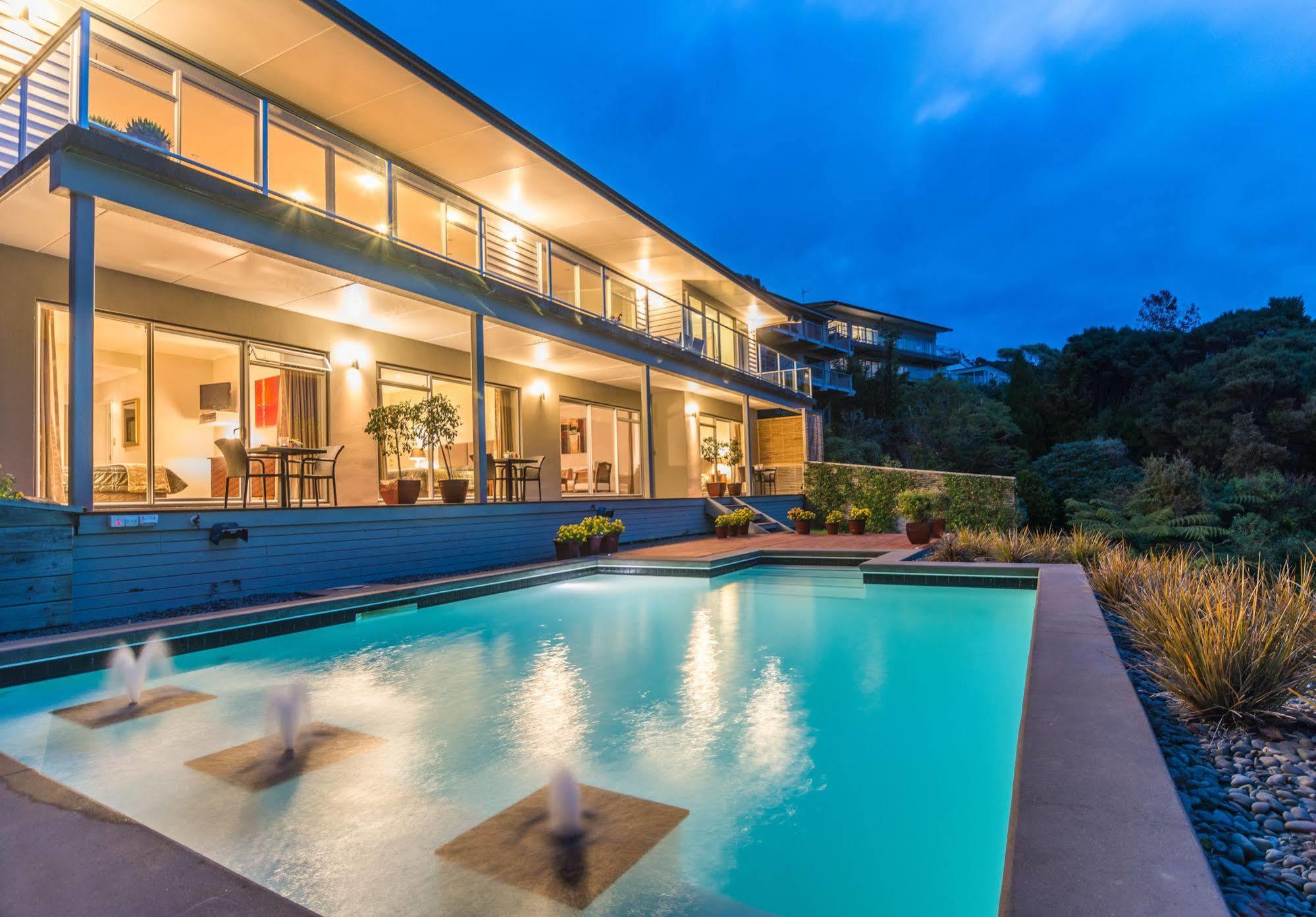 Decks Of Paihia Bed & Breakfast Dış mekan fotoğraf